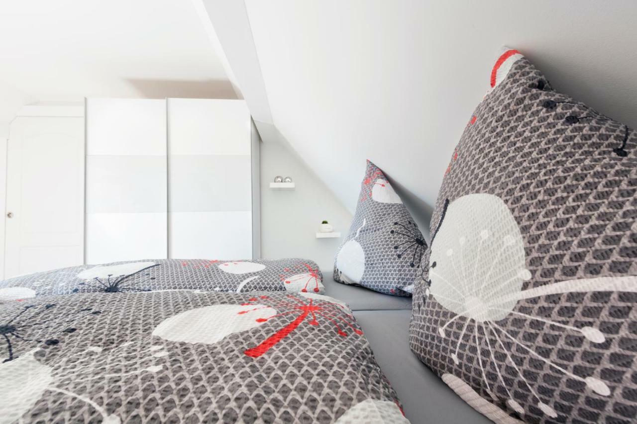 Appartement Donna Rhinau Exteriör bild
